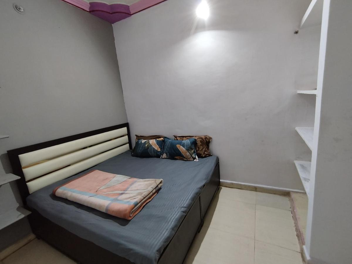 אויאיין Kalpeshwar Homestay מראה חיצוני תמונה