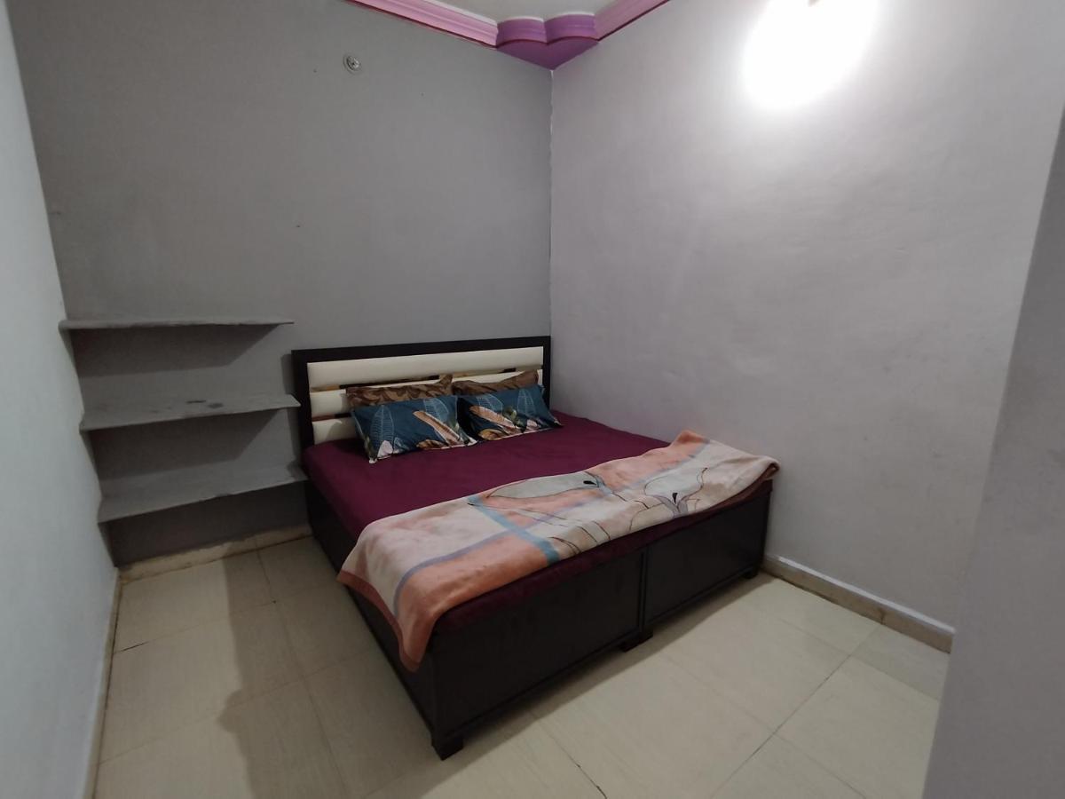 אויאיין Kalpeshwar Homestay מראה חיצוני תמונה
