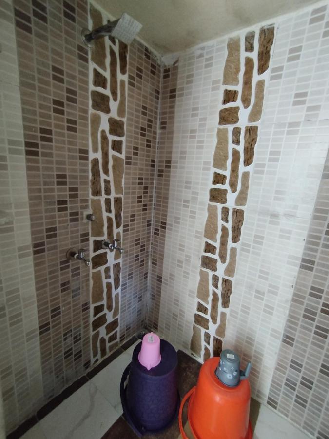 אויאיין Kalpeshwar Homestay מראה חיצוני תמונה